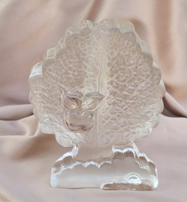 SOLIFLORA VINTAGE DIN STICLA MASIVA CU MODEL IN RELIEF, WALTHER ANII&amp;#039;70 foto