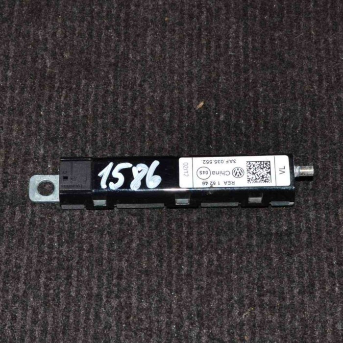 Amplificator de antena VW PASSAT Variant B7 365 2012 OEM: 3AF035552