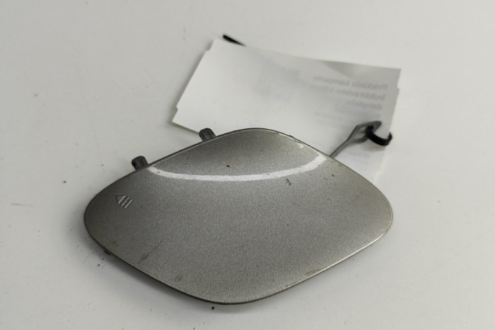 Capac c&acirc;rlig de remorcare bara de protecție față MERCEDES-BENZ C T-Model S205 2018 OEM: A2058856402