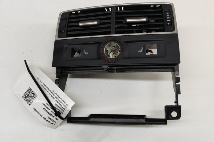 Gura de ventilație consola centrală AUDI A8 D3 4E2, 4E8 2006 OEM: 4E0819203A,4E0819203C 30255678