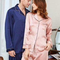 Set pijamale pentru cuplu din Satin Somon-Bleumarin cu vipusca