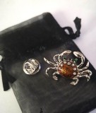 INSIGNA Brosa dama-RAC /Martisor vintage -placata cu aur 18K si swarovski