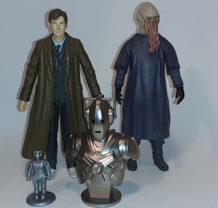 Doctor Who Natural Ood 14 cm 2x Cyberman bust 8m cm plastic articulat T1