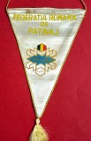 Fanion Sportiv (perioada comunista) - FEDERATIA de PATINAJ din ROMANIA (dimensiuni 26X17 cm)
