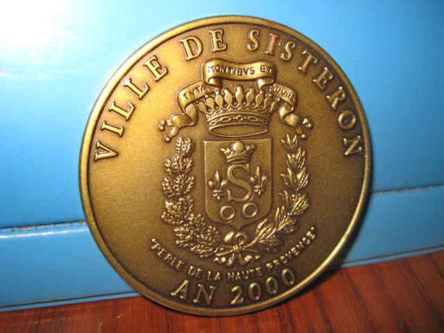 5859-Medalia Ville de Sisteron 2000.