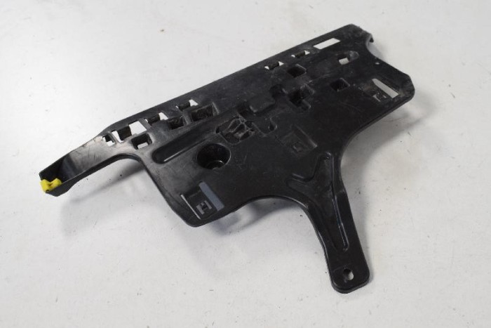 Suport bara de protecție dreapta spate LAND ROVER RANGE ROVER VELAR L560 2018 OEM: J8A2-14E114-AD 10620714
