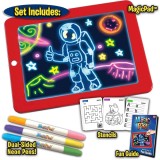Cumpara ieftin Tableta de Desen Interactiva Magic Pad cu 8 Efecte Luminoase, Jucarie Educativa 3+, Brand OEM, 24x18x2cm, Include 3 Markere si 15 Modele