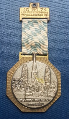 C678-I-Medalia HIMMELSTADT Biserica memoriala-Sfanta IMMINA-Germania bronz aurit foto