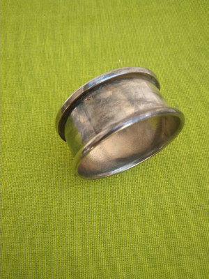 Inel argintat pentru servetele foto