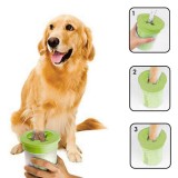 Suport din plastic pentru curățarea lăbuțelor c&acirc;inilor, &Oslash;10x15cm, verde, CMCLASS