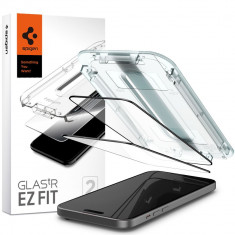 Set 2 Folii de protectie Spigen Glas.TR EZ FIT pentru Apple iPhone 15 Plus Negru
