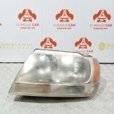 Cumpara ieftin Far Stanga Jeep Grand Cherokee 2.7 2001-2005