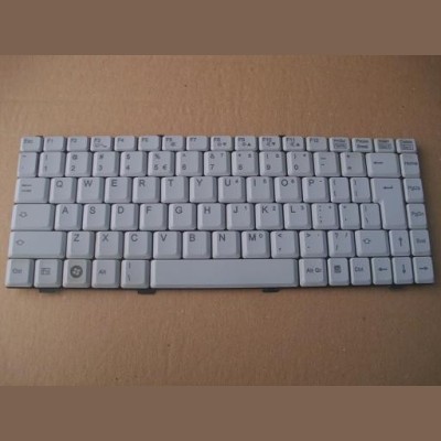 Tastatura laptop second hand FUJITSU AMILO V2030 V2033 V3515 Li1705 / FOUNDER R511 H511 UI foto