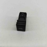 USB Toyota Sienna L4 2020 OEM 86190-12040 Original