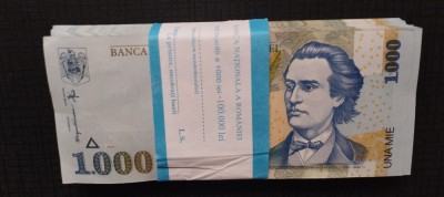 ROM&amp;Acirc;NIA 1000 LEI 1998 100 BUC UNC foto