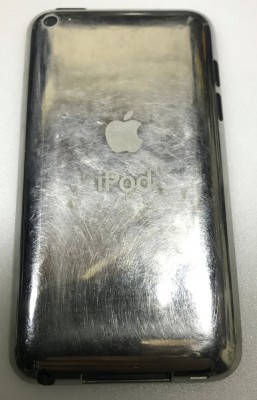 Apple iPod touch 4th gen 8gb foto