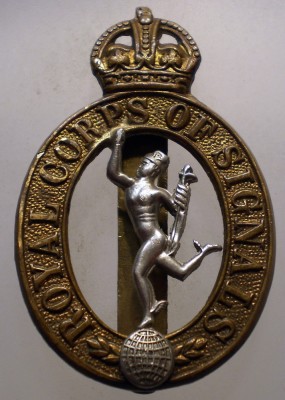 I.179 INSIGNA MILITARA MAREA BRITANIE ANGLIA ROYAL CORPS OF SIGNALS 48,5/30mm foto