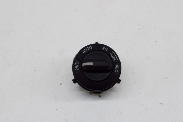 Alt modul de control NISSAN PATHFINDER III R51 2005 14212632