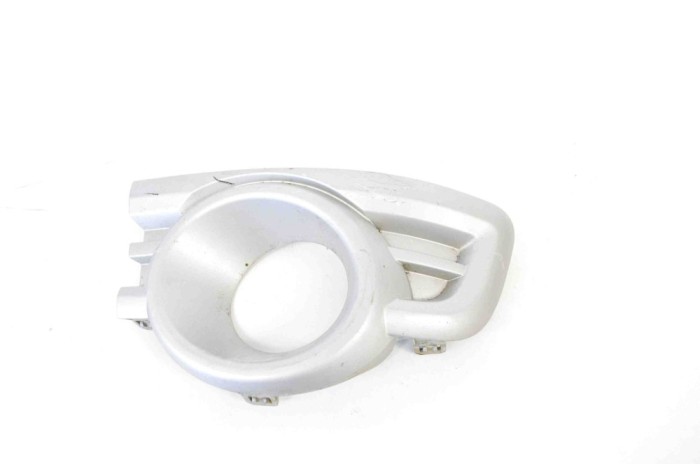 Grila st&acirc;nga față FORD RANGER ET 2009 OEM: UD2D50C21,UD2F50C21 12124310