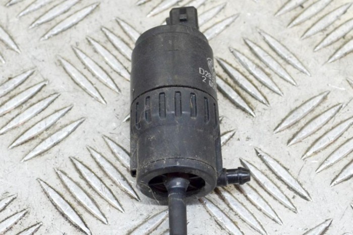 Motor rezervor lichid de parbriz MASERATI GHIBLI M157 2016 OEM: D28324915,200000015 13980760