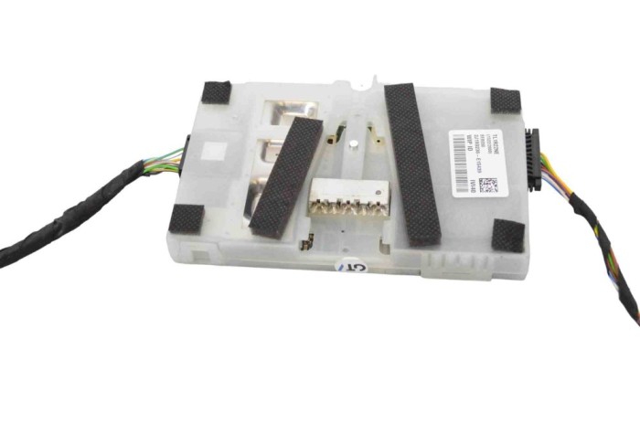 Amplificator de antena BMW 3 Touring G21 2022 OEM: 5A7C811