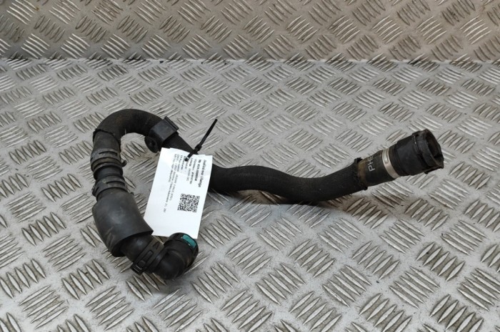 Furtun de lichid de răcire JAGUAR F-PACE X761 2022 OEM: M8A2-8B505-BC | 31650054