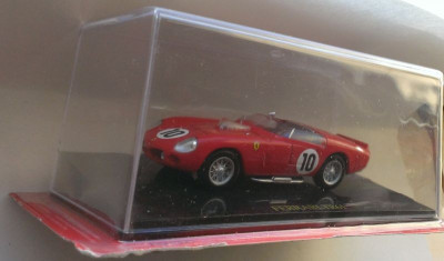 Macheta Ferrari TR61 castigator Le Mans 1961 - Altaya 1/43 foto