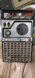 RADIO TECTRONIC CU TRANZISTORI , ANII 70 . CITITI DESCRIEREA .