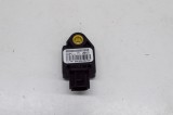Senzor de impact lateral st&acirc;nga HYUNDAI SONATA V NF 2005 OEM: 95920-2F100 13957835