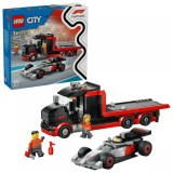 Camion de prezentare F1&reg; cu masina de curse Audi F1