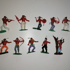 LOT 10 FIGURINE VINTAGE / FIGURINA HONG KONG INDIENI