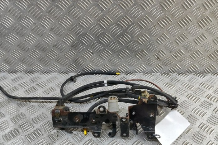 Supapa solenoid VW CRAFTER 30-50 Furgon 2E_ 2016 OEM: 1K0906283A 31058094