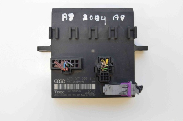 Modul de confort AUDI A8 D3 4E2, 4E8 2004 OEM: 4E0907279J4E0910279J 1766657
