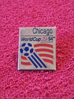 Insigna logo - Campionatul Mondial de Fotbal USA 1994 (Chicago) foto