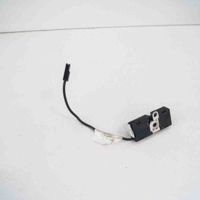Amplificator de antena TESLA MODEL S 2014 OEM: 1012002-01-B foto