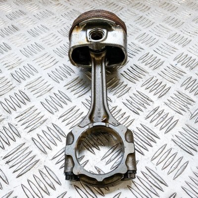 Piston TOYOTA CAMRY Sedan _V4_ 2009 OEM: 13211-36090-A0,13201-39226-A0,0V010 10715655 foto