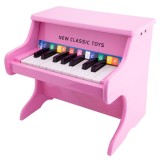 Pian Roz din Lemn New Classic Toys, 18 clape, Jucarie muzicala pentru copii +3 ani, Dimensiuni 32.5 x 22.5 x 29 cm