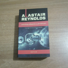 Alastair Reynolds - Amintirea albastră a pământului