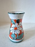 Vază Vintage Ceramică ITALIA &ndash; Decor Floral &bdquo;Sgraffito&rdquo;, Culori Vibrante (14 cm)