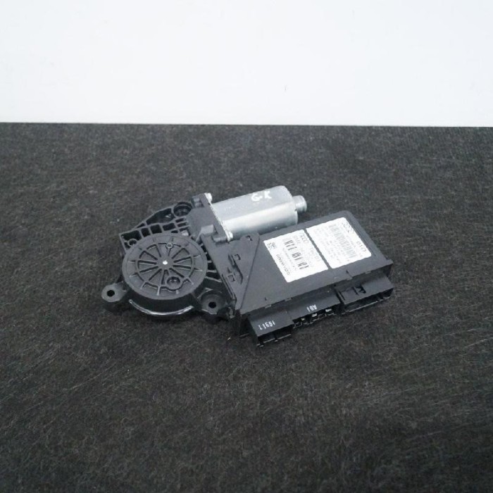 Motor macara geam ușă st&acirc;nga spate AUDI A8 D3 4E2, 4E8 2009 OEM: 4E0959801D8E0910802A5WK45675KBF 2740624