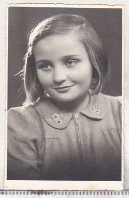 bnk foto Portret de fata - Foto Amzei Bucuresti - anii `40 foto