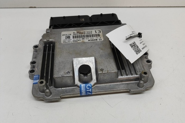 Unitate de control motor SUZUKI VITARA LY 2023 OEM: 33910-74S00,ECM-074S0-0,0261S22235,1039T50097 29772479