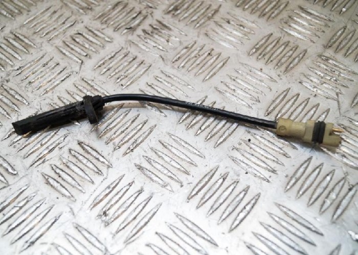 Senzor ABS dreapta spate PORSCHE 911 991 2012 OEM: 997.606.407.0199760640701 1343694