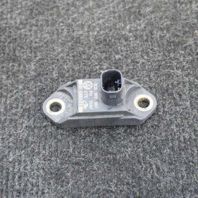 Senzor de accelerație VW PASSAT CC 357 2012 OEM: 3C0907651 3901982 foto