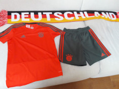 Echipament adidas FC Bayern Munchen sort+tricou copii mar. 152eu foto