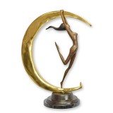 Femeie nud cu semiluna-statueta din bronz pe un soclu din marmura TBE-60