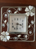 XZ Ceas de masa - decorat cu flori de sidef - functioneaza
