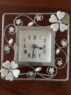 XZ Ceas de masa - decorat cu flori de sidef - functioneaza foto