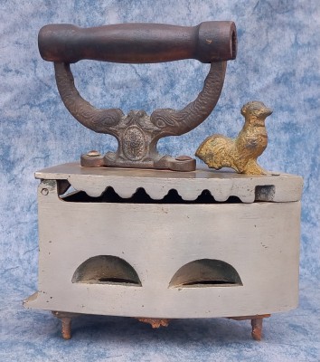 fier de calcat vechi foto