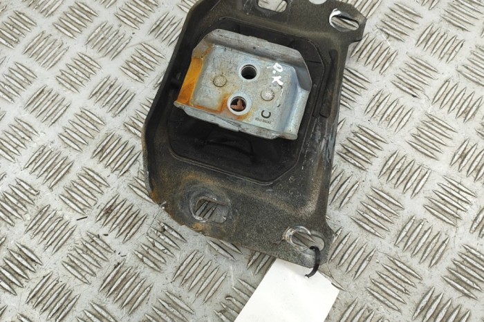 Suport motor st&acirc;nga CITRO&Euml;N JUMPY III Van 2024 OEM: 9673768480 | 31870216